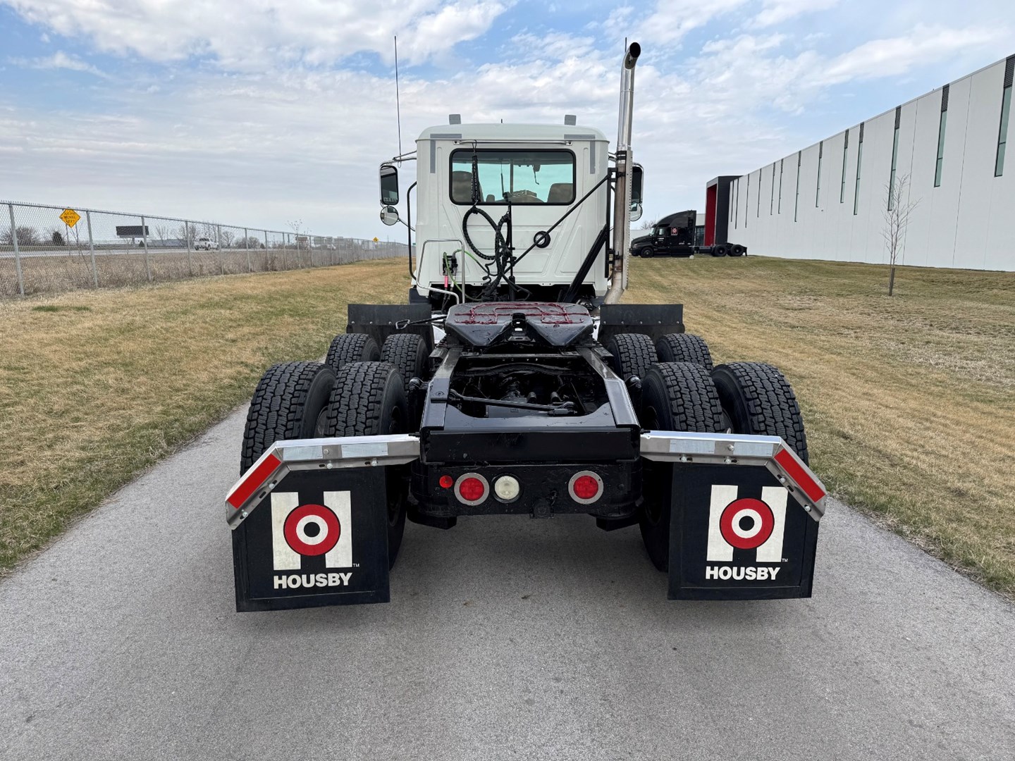 2018 Mack CXU613 - image 5